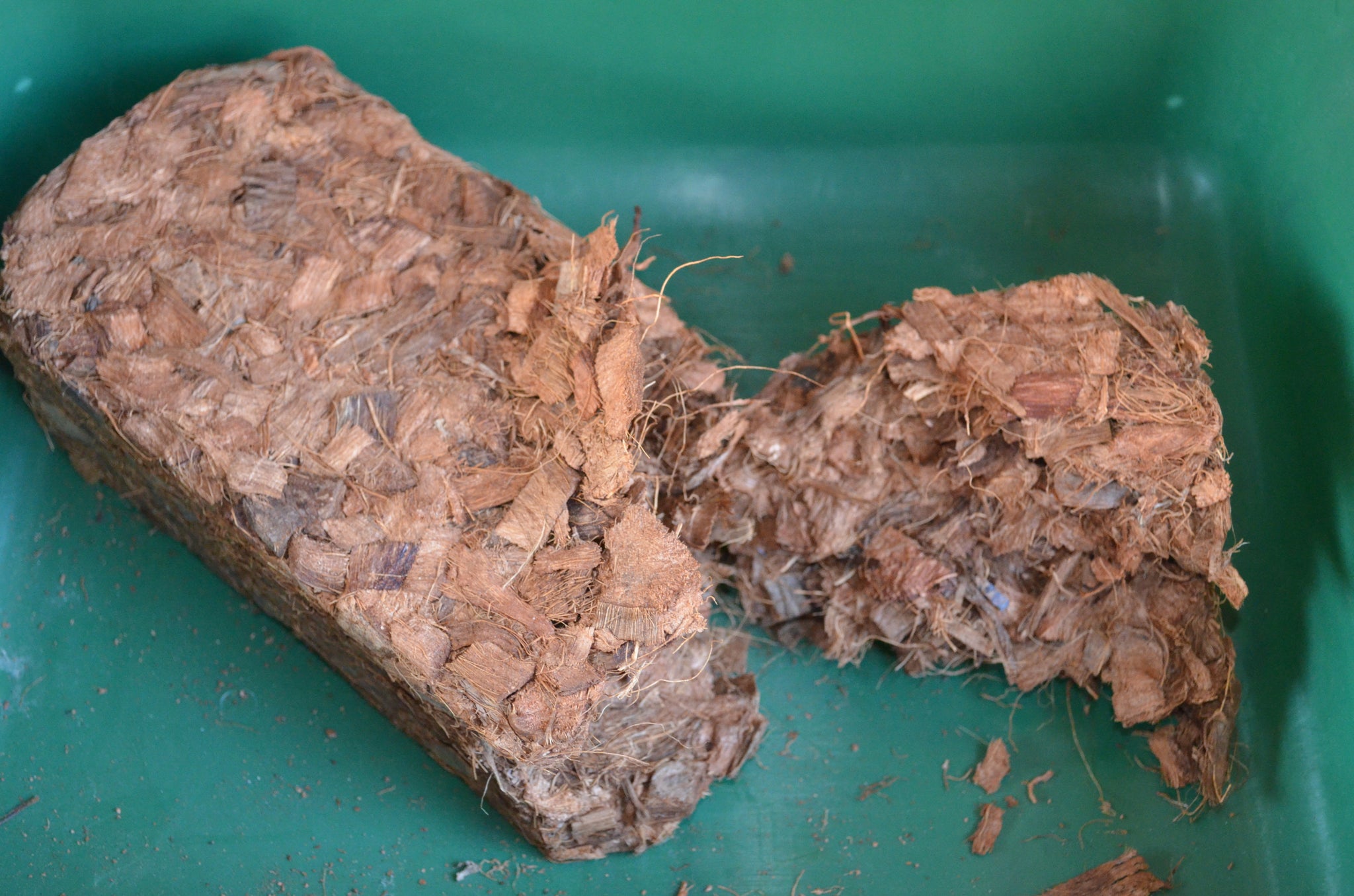 Coir Chips Brick - Set of 4