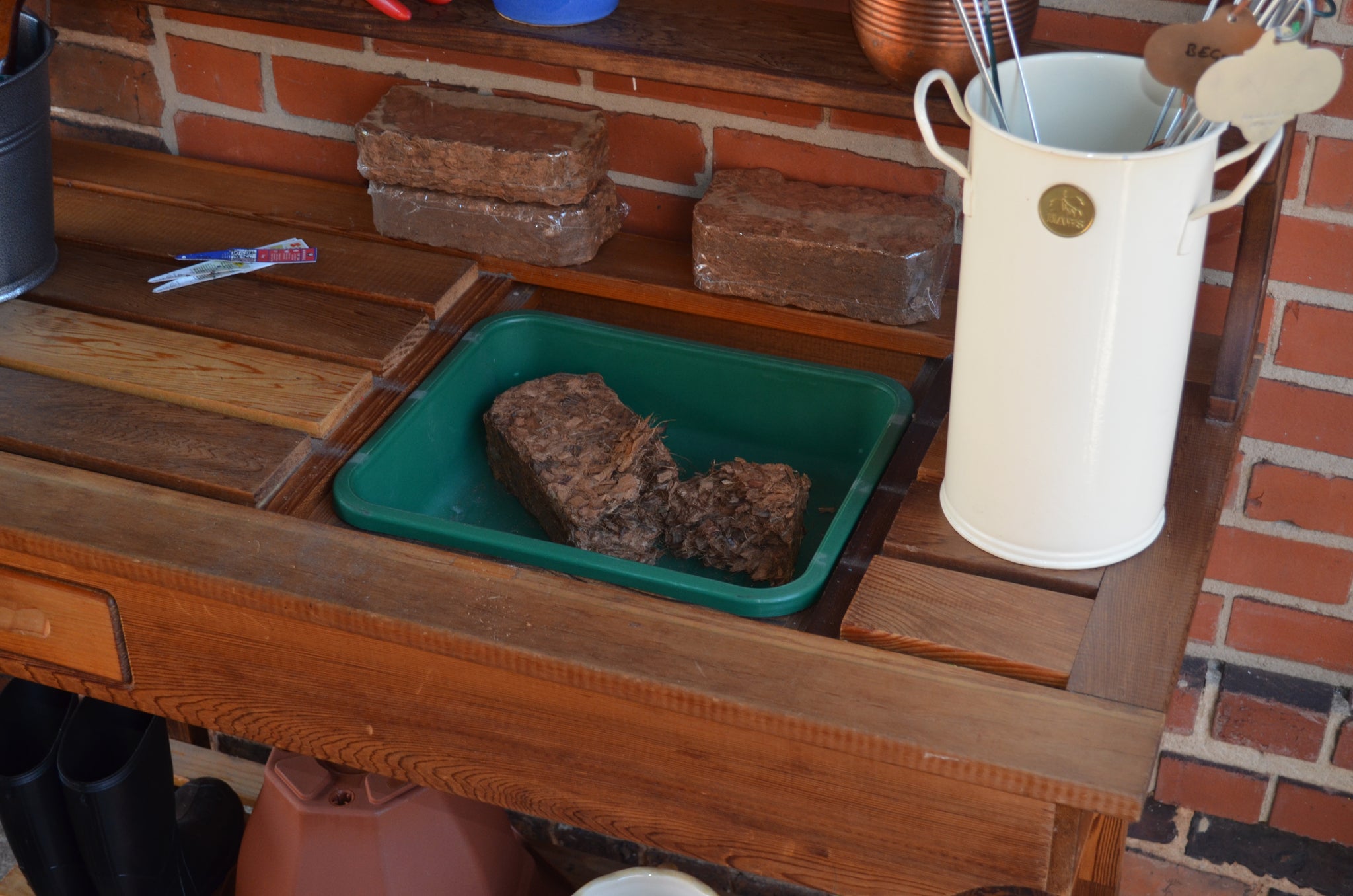 Coir Chips Brick - Set of 4
