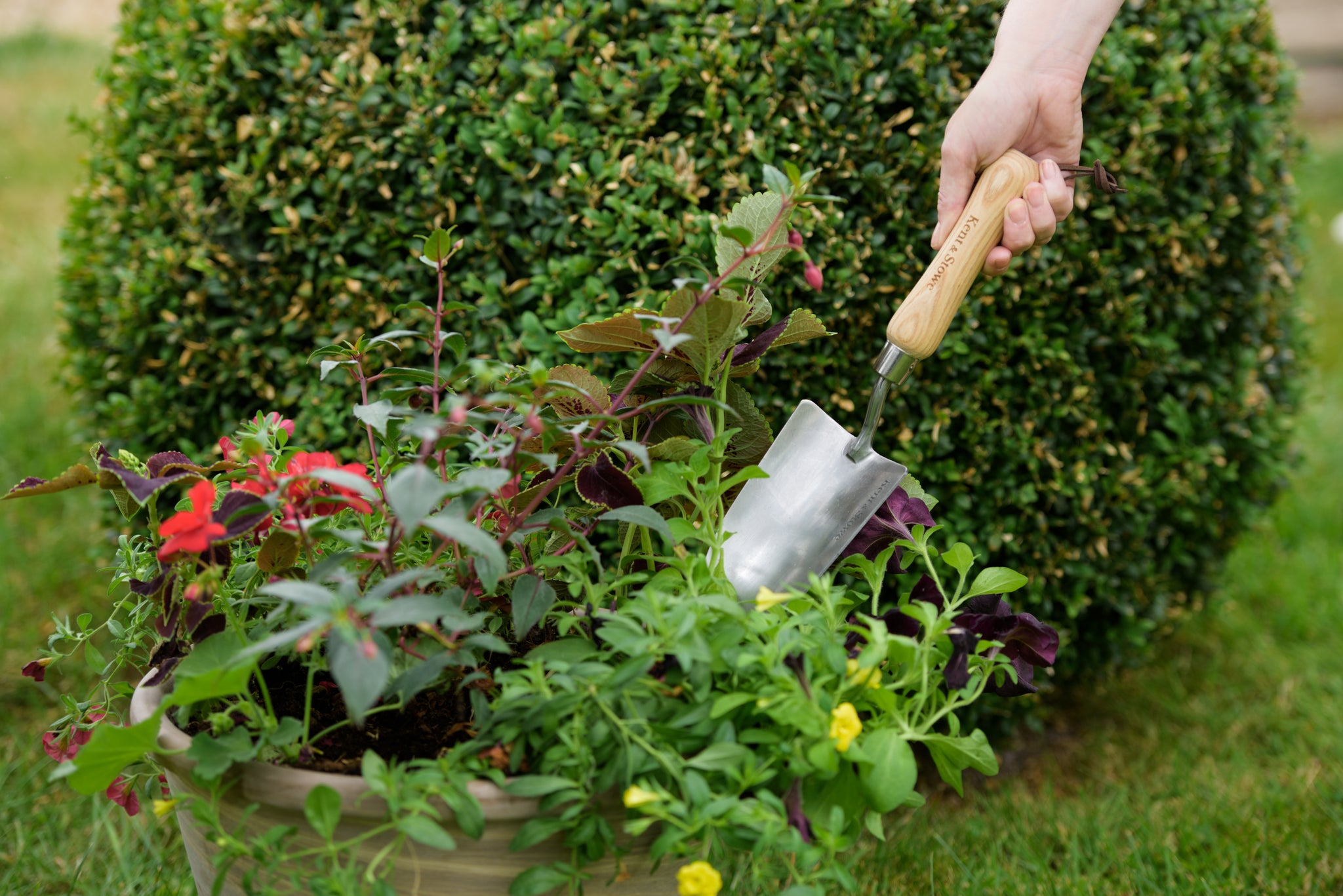 Kent & Stowe Stainless Steel Hand Trowel