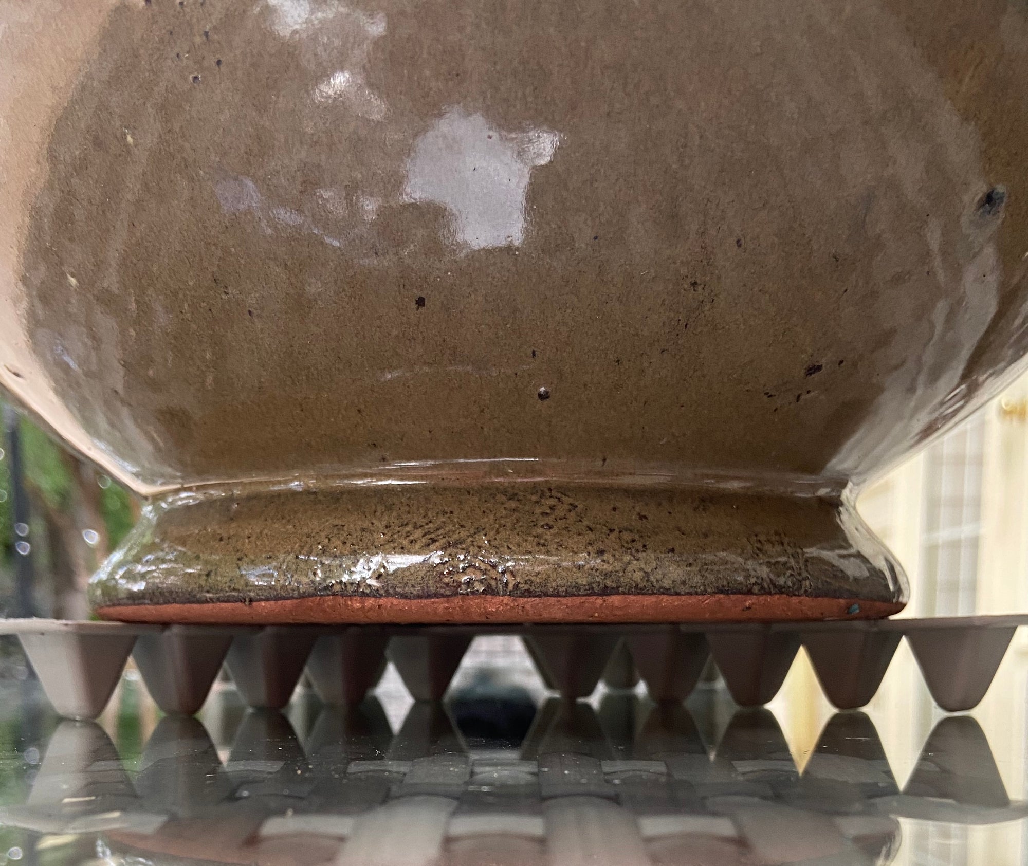 Down Under Plant Stand 12" Black