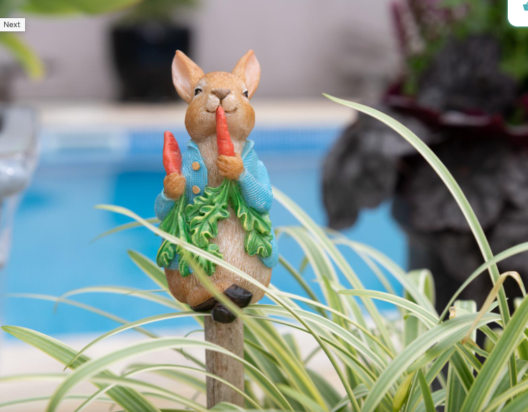 Jardinopia Cane Topper- Peter Rabbit Eating Radishes