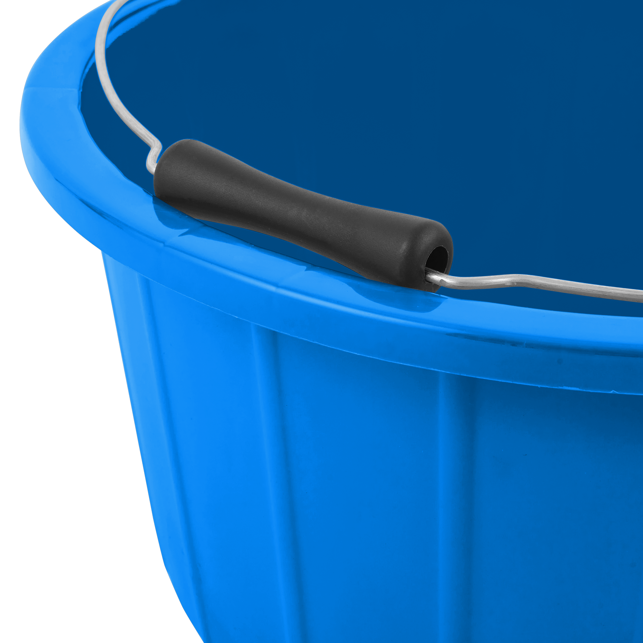 Gorilla Plas B4 Shallow Bucket | Lightweight Food-Safe Feed Bucket