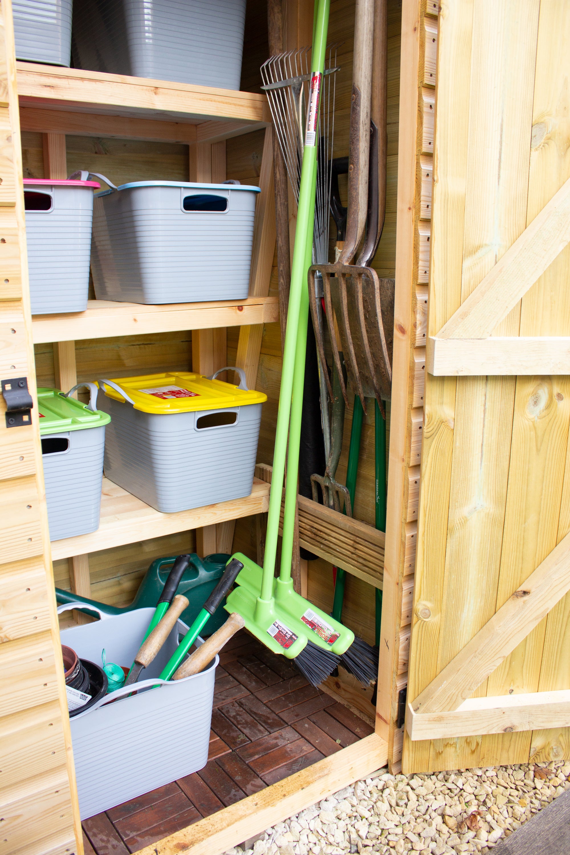 Stack 'n' Store 6.6 Gallon | Stackable Storage Box with Locking Handles