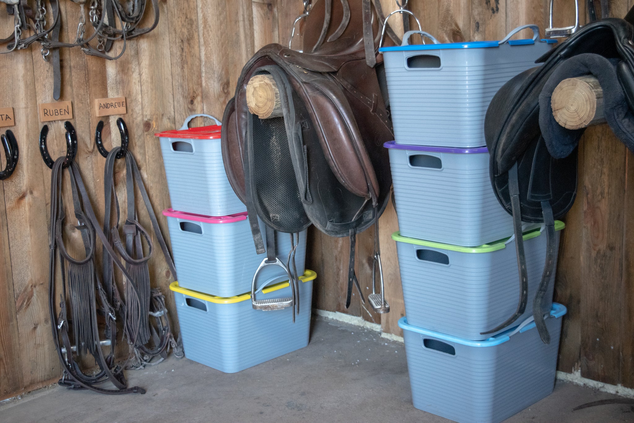 Stack 'n' Store 6.6 Gallon | Stackable Storage Box with Locking Handles