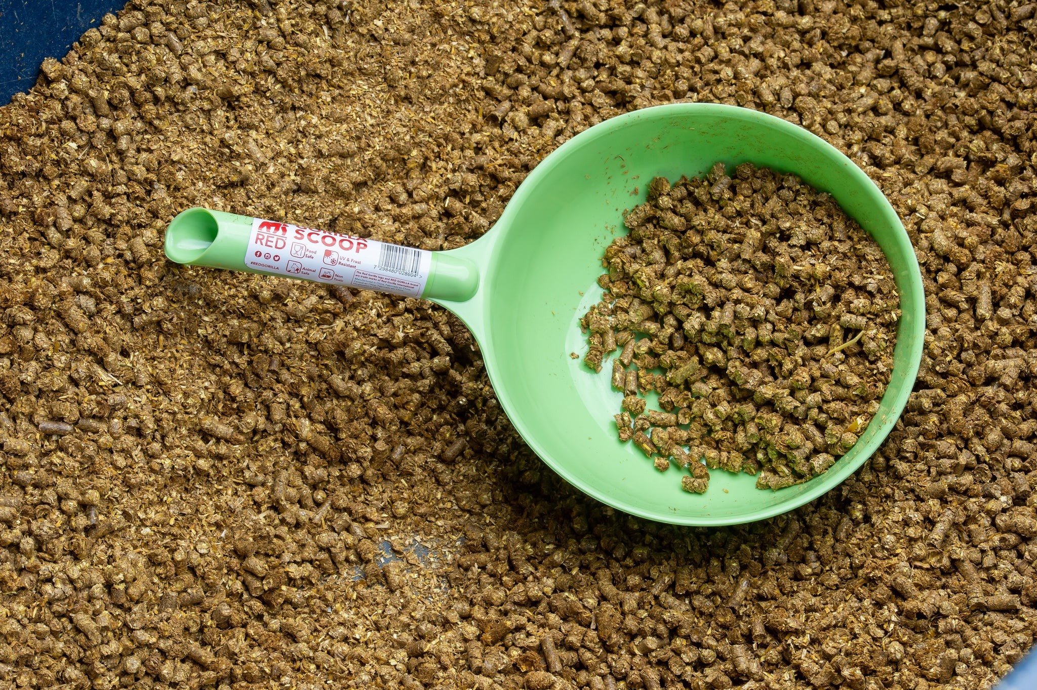 Gorilla Scoop by Red Gorilla® – Heavy-Duty, Food-Grade Animal Feed Scoop for Horses & Livestock