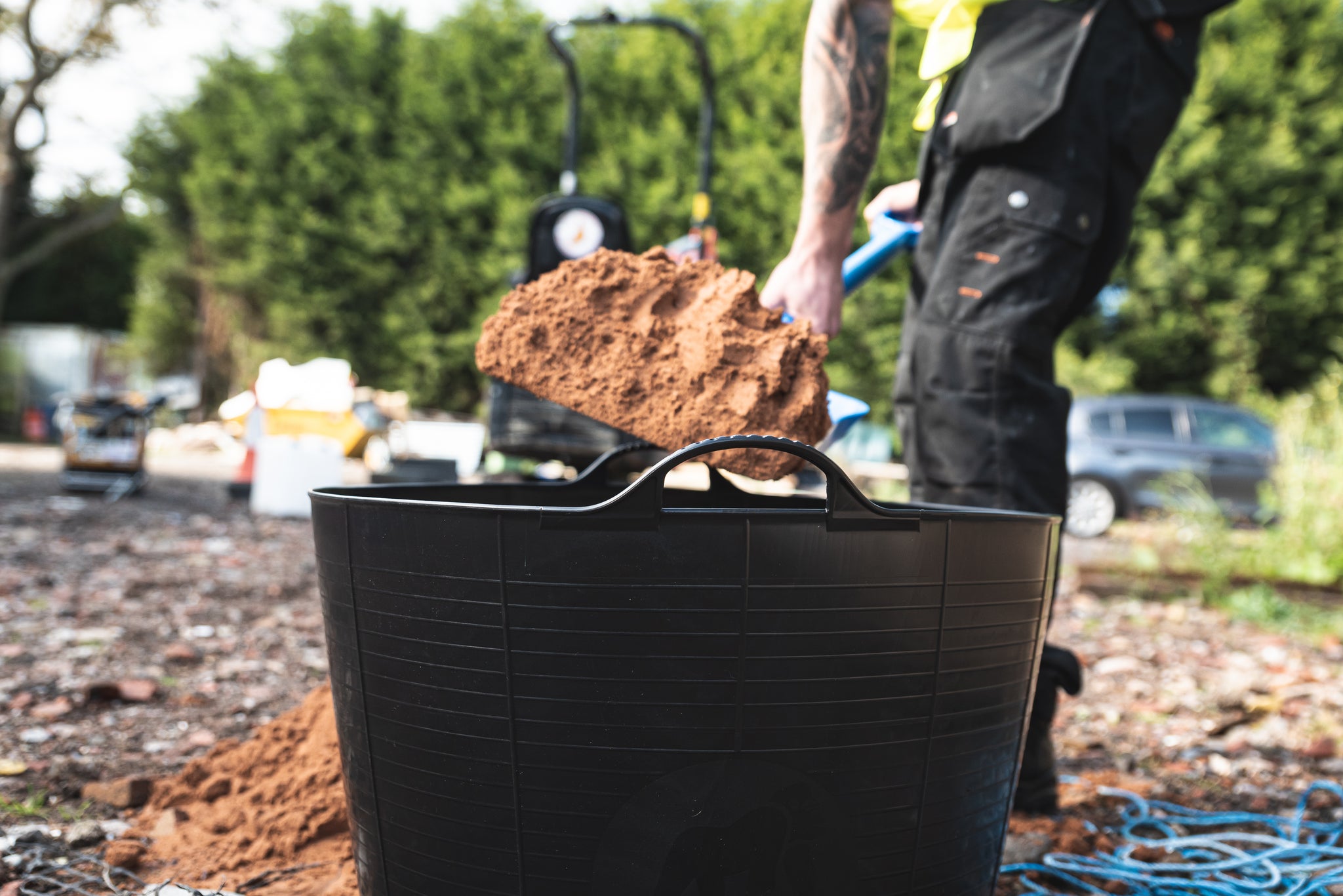 Extra Large Gorilla Tub® 75L – The Original Flexible & Weather Resistant Heavy-Duty Trug