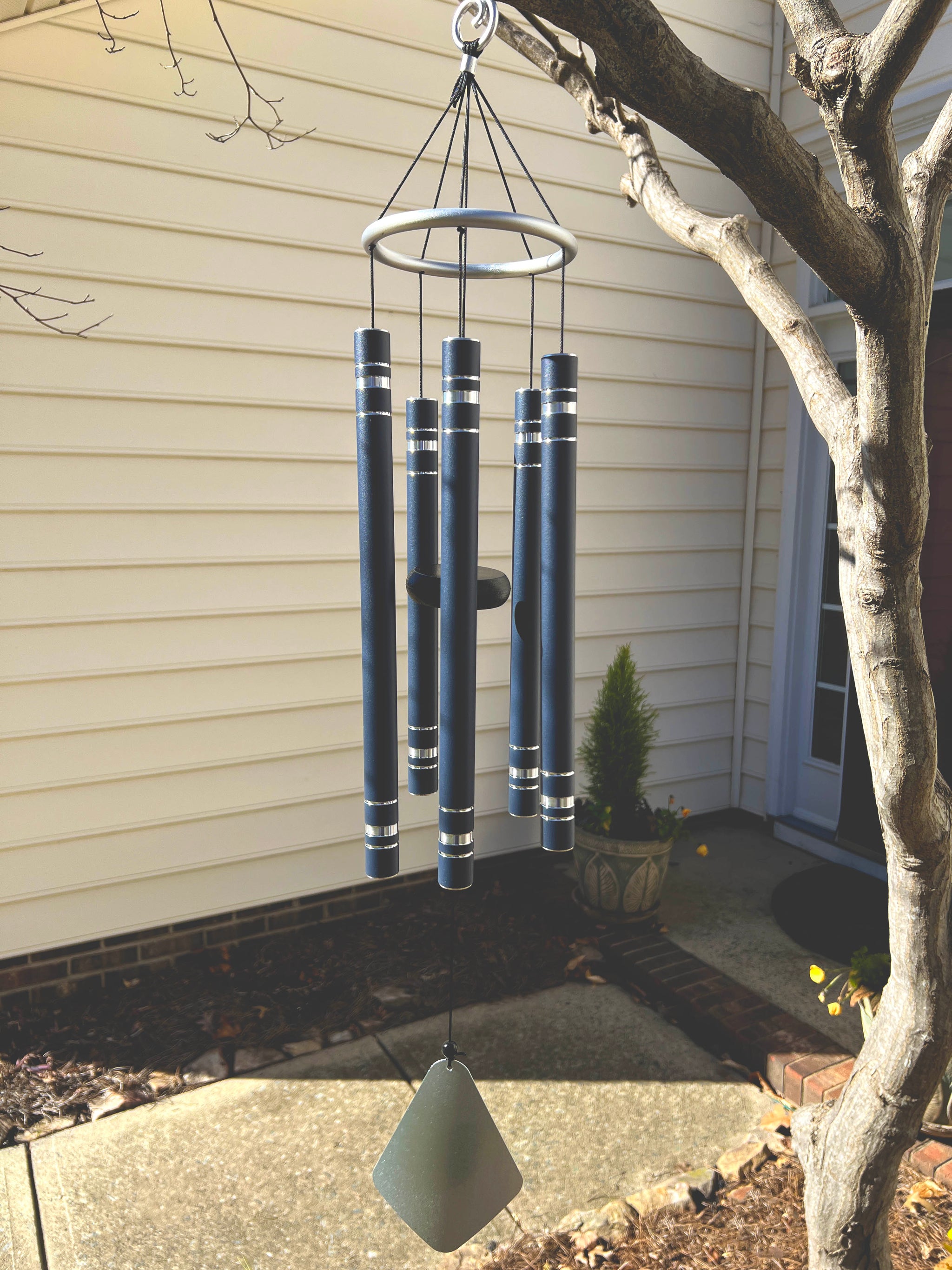 Hand Tuned 5 Bell Wind Chime - Gray